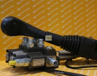 Zestaw: Rozdzielacz 2-sek. + Joystick z przyciskiem + Elementy złączne + Linki na kulkę stalową 1500mm Waryński