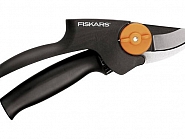 111520 Sekator z rączką obrotową PowerGear Fiskars, P92