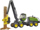 U02135 Harwester John Deere 1270G z pniem drzewa 1:16 Bruder