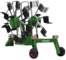 JA412589 Zgrabiarka karuzelowa do ciągnika RC Fendt 1:16 Jamara