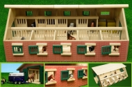 610544 KIDS GLOBE Drewniana STAJNIA dla koni 10 stanowisk