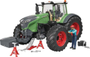 U04041 Ciągnik Fendt 1050 Vario z mechanikiem 1:16 Bruder